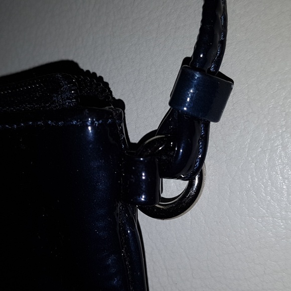 Coach Op Art 2010 patent leather wristlet - Picture 8 of 8